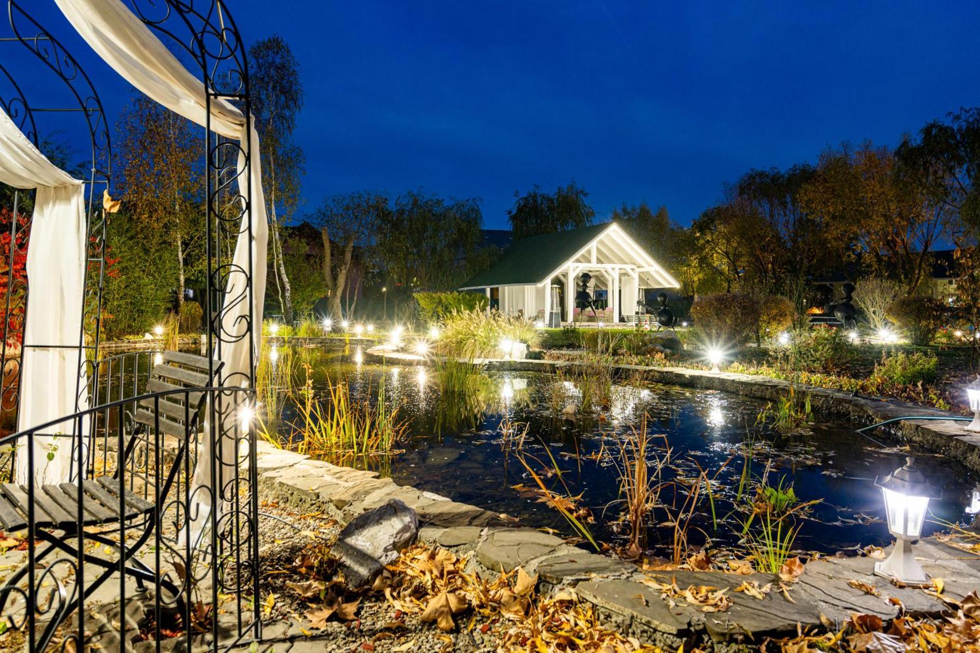 Casa Augsburg Hotel Banesti Bagian luar foto